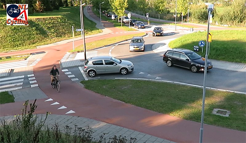 roundabout-den-bosch.jpg